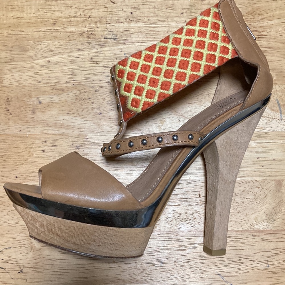Pelle Moda Heels